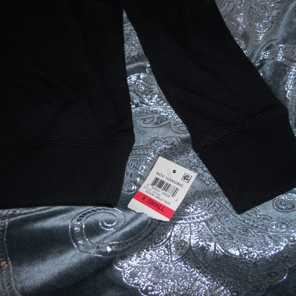 Sweatshirt, NWT - Picture 4 of 6